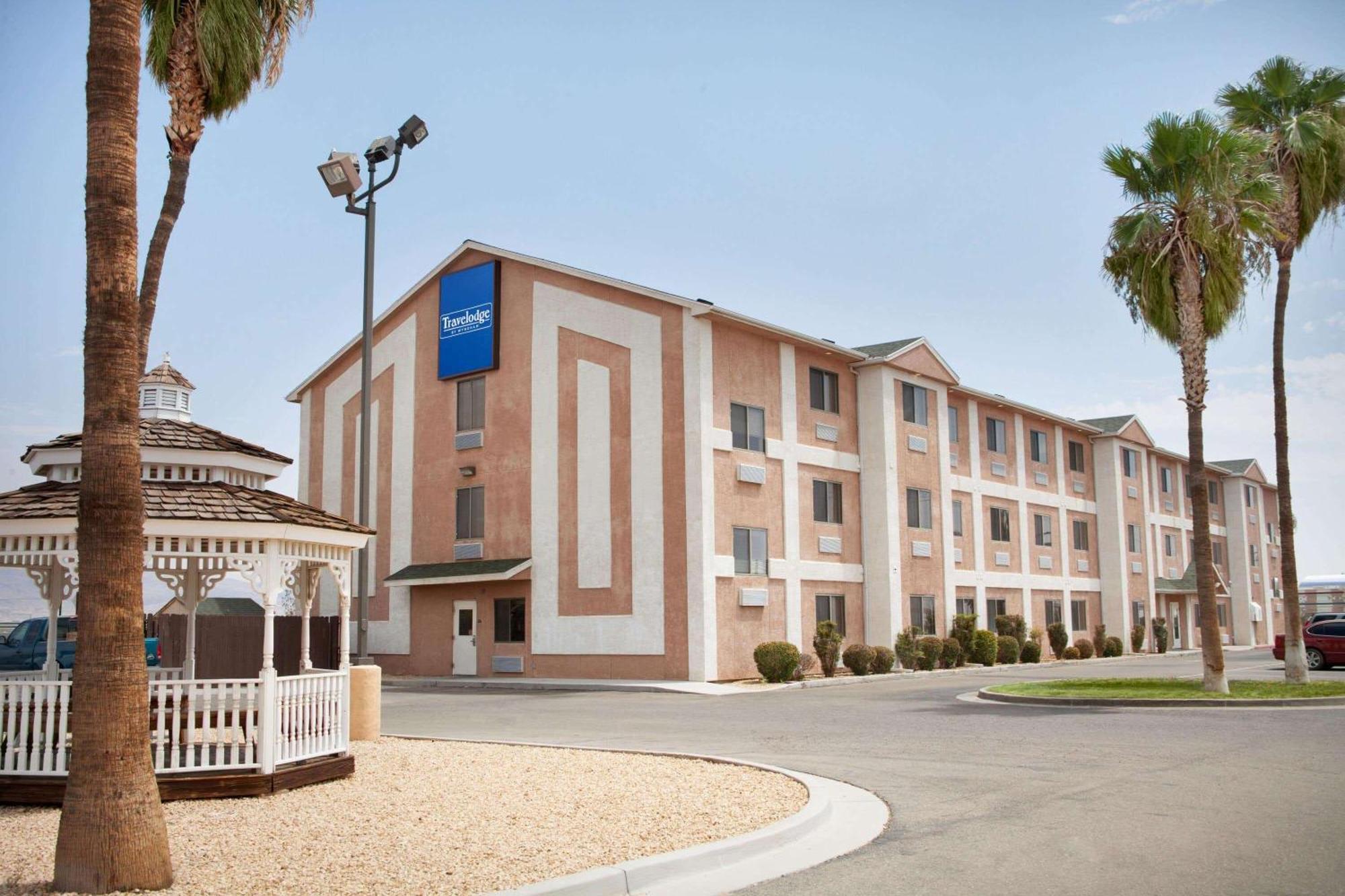 Where to Stay in California & Nevada: 10 Best Family Hotels