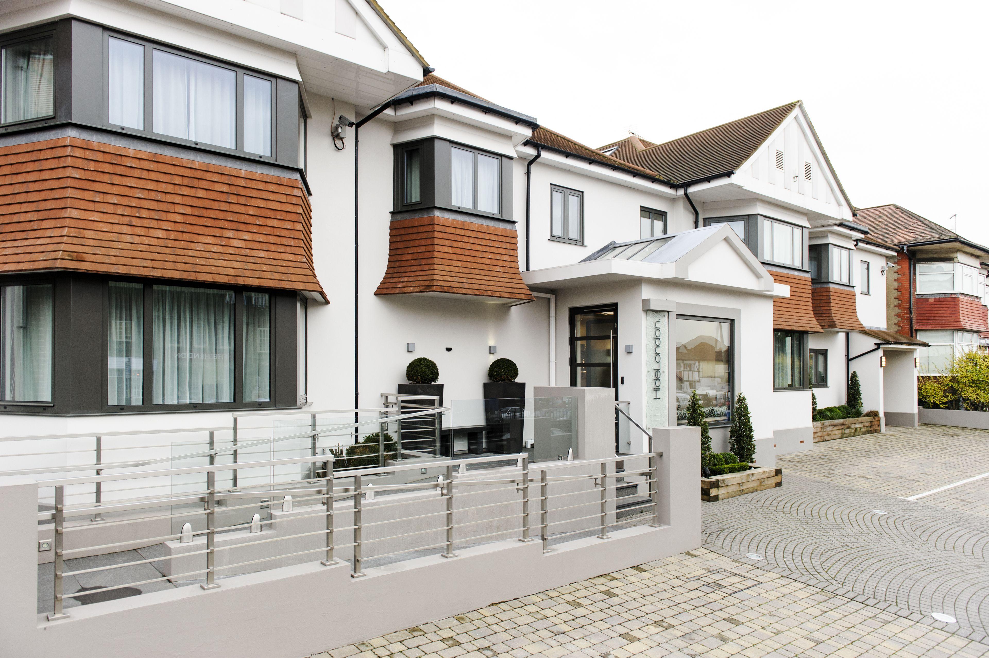 4 Family Hotels Near Madame Tussauds Worth Booking Now