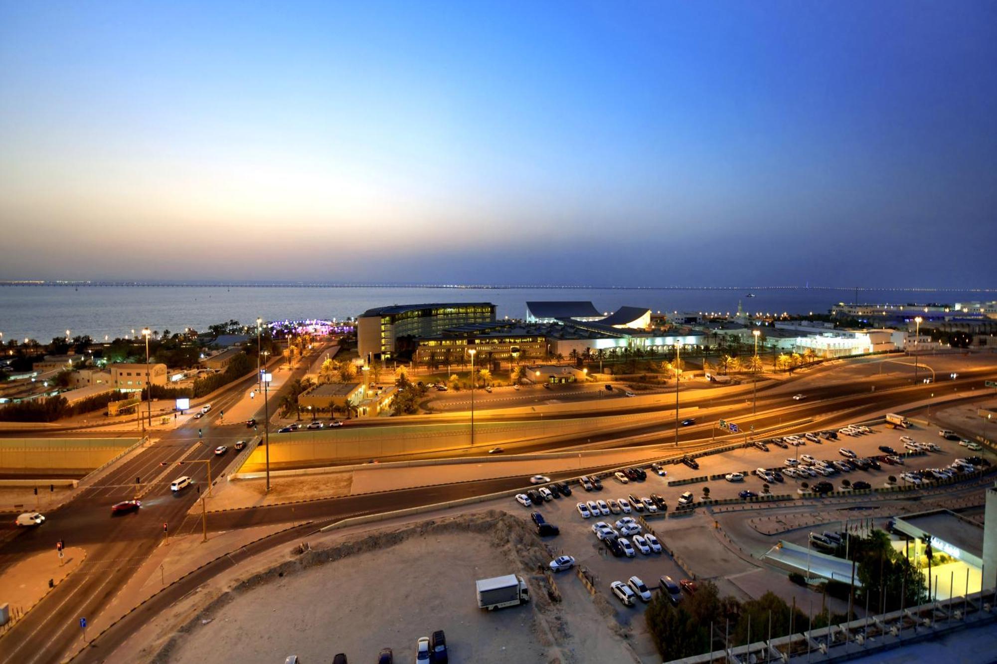 Where to Stay in Kuwait City District: 5 Best Central Hotels
